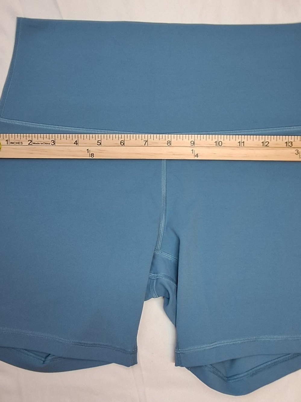 lululemon athletica High-Rise Women’s Blue Bike Shorts - Picture 3 of 8